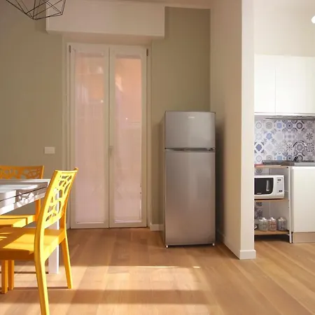 Vr Aurora In Apartment *