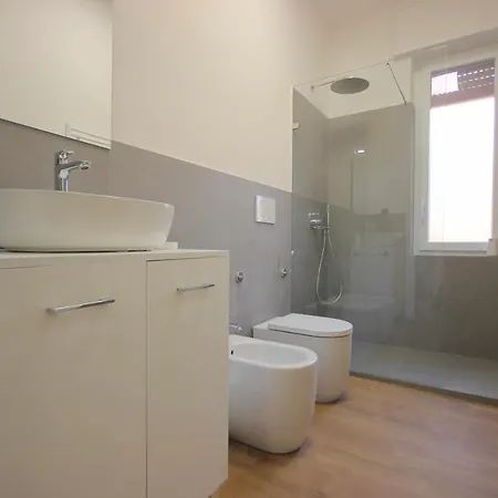 Vr - Aurora In Appartamento